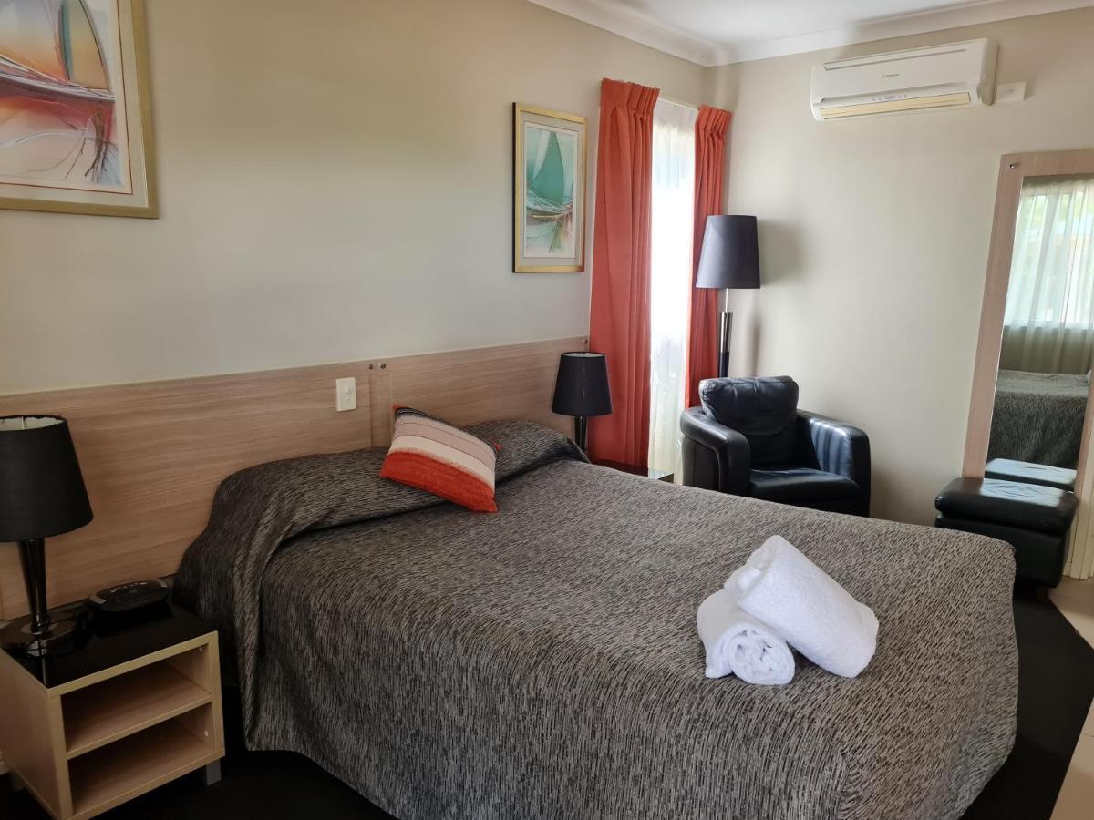 Cobar Central Motor Inn Eksteriør billede